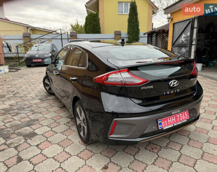 Серый Хендай Ioniq, объемом двигателя 0 л и пробегом 107 тыс. км за 12499 $, фото 61 на Automoto.ua