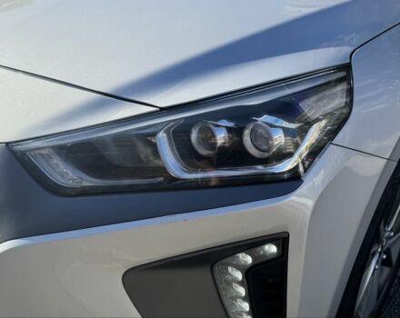 Хендай Ioniq 2018 в Запорожье на Automoto.ua Серый Хендай Ioniq, объемом двигателя 0 л и пробегом 182 тыс. км за 15550 $, фото 4 на Automoto.ua