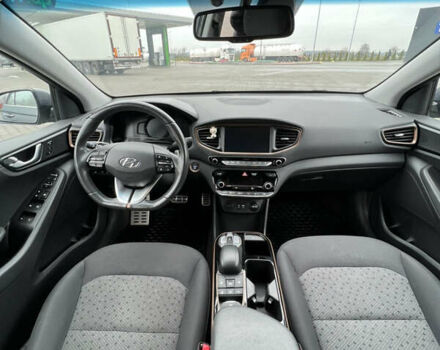 Серый Хендай Ioniq, объемом двигателя 0 л и пробегом 86 тыс. км за 13500 $, фото 17 на Automoto.ua