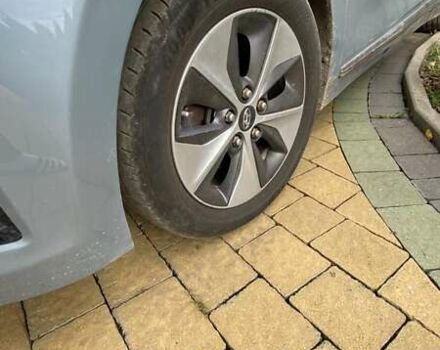 Серый Хендай Ioniq, объемом двигателя 0 л и пробегом 108 тыс. км за 13700 $, фото 13 на Automoto.ua