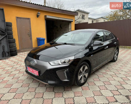 Серый Хендай Ioniq, объемом двигателя 0 л и пробегом 107 тыс. км за 12499 $, фото 9 на Automoto.ua