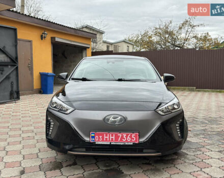 Серый Хендай Ioniq, объемом двигателя 0 л и пробегом 107 тыс. км за 12499 $, фото 55 на Automoto.ua