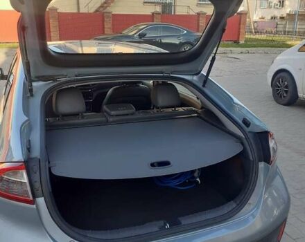 Сірий Хендай Ioniq, об'ємом двигуна 0 л та пробігом 250 тис. км за 12200 $, фото 17 на Automoto.ua