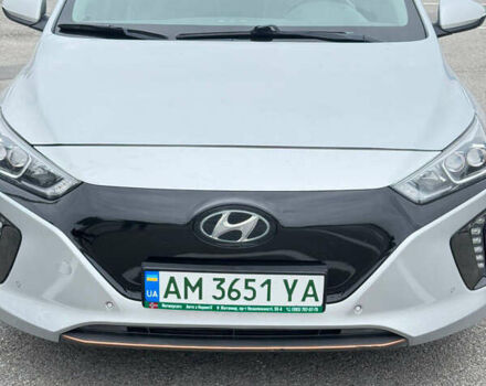 Серый Хендай Ioniq, объемом двигателя 0 л и пробегом 117 тыс. км за 13450 $, фото 2 на Automoto.ua