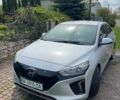 Серый Хендай Ioniq, объемом двигателя 0 л и пробегом 55 тыс. км за 16800 $, фото 1 на Automoto.ua