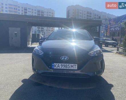 Серый Хендай Ioniq, объемом двигателя 1.58 л и пробегом 99 тыс. км за 17900 $, фото 11 на Automoto.ua