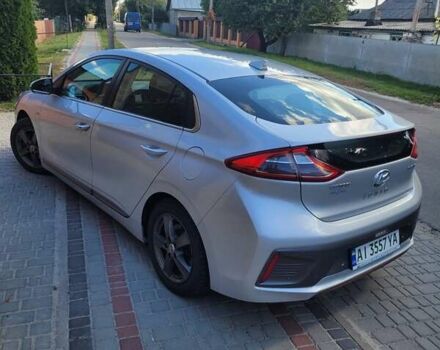 Серый Хендай Ioniq, объемом двигателя 0 л и пробегом 128 тыс. км за 13700 $, фото 3 на Automoto.ua