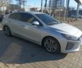 Серый Хендай Ioniq, объемом двигателя 16 л и пробегом 82 тыс. км за 15900 $, фото 1 на Automoto.ua