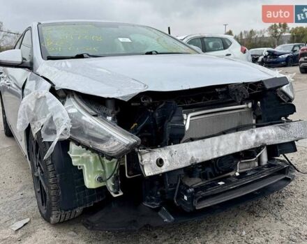 Сірий Хендай Ioniq, об'ємом двигуна 0 л та пробігом 125 тис. км за 6700 $, фото 2 на Automoto.ua