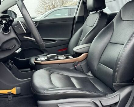 Сірий Хендай Ioniq, об'ємом двигуна 0 л та пробігом 143 тис. км за 12999 $, фото 12 на Automoto.ua