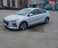 Сірий Хендай Ioniq, об'ємом двигуна 0 л та пробігом 113 тис. км за 14500 $, фото 1 на Automoto.ua