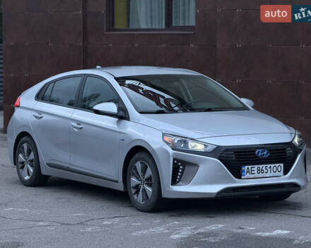 Сірий Хендай Ioniq, об'ємом двигуна 1.6 л та пробігом 89 тис. км за 14899 $, фото 1 на Automoto.ua