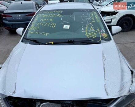 Сірий Хендай Ioniq, об'ємом двигуна 0 л та пробігом 125 тис. км за 6700 $, фото 3 на Automoto.ua