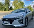 Серый Хендай Ioniq, объемом двигателя 1.58 л и пробегом 69 тыс. км за 16999 $, фото 1 на Automoto.ua