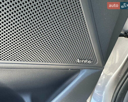 Сірий Хендай Ioniq, об'ємом двигуна 0 л та пробігом 110 тис. км за 14300 $, фото 32 на Automoto.ua