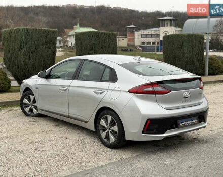 Сірий Хендай Ioniq, об'ємом двигуна 1.6 л та пробігом 88 тис. км за 14899 $, фото 10 на Automoto.ua