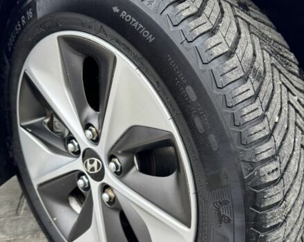 Сірий Хендай Ioniq, об'ємом двигуна 0 л та пробігом 143 тис. км за 12999 $, фото 23 на Automoto.ua