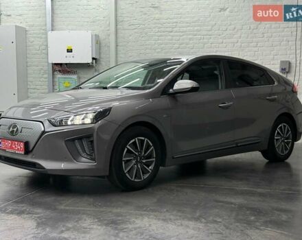 Серый Хендай Ioniq, объемом двигателя 0 л и пробегом 132 тыс. км за 15732 $, фото 3 на Automoto.ua