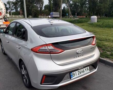 Серый Хендай Ioniq, объемом двигателя 0 л и пробегом 107 тыс. км за 13100 $, фото 4 на Automoto.ua
