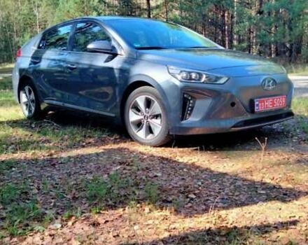 Серый Хендай Ioniq, объемом двигателя 0 л и пробегом 198 тыс. км за 13800 $, фото 10 на Automoto.ua