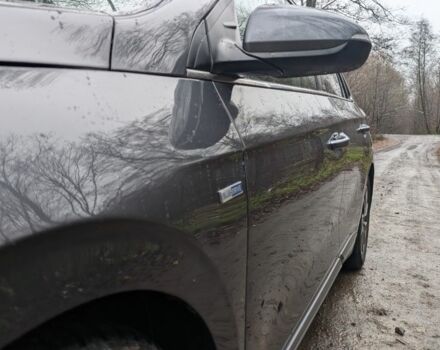 Сірий Хендай Ioniq, об'ємом двигуна 0 л та пробігом 53 тис. км за 15000 $, фото 18 на Automoto.ua