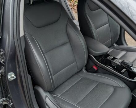 Сірий Хендай Ioniq, об'ємом двигуна 0 л та пробігом 53 тис. км за 15000 $, фото 6 на Automoto.ua