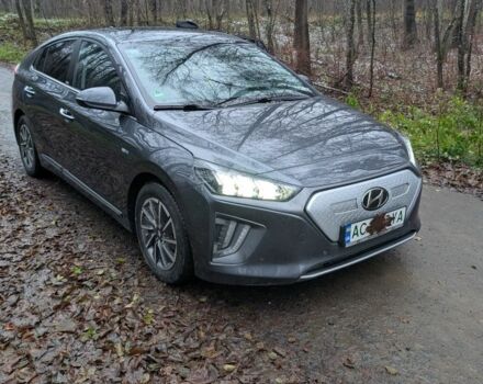 Сірий Хендай Ioniq, об'ємом двигуна 0 л та пробігом 53 тис. км за 15000 $, фото 23 на Automoto.ua