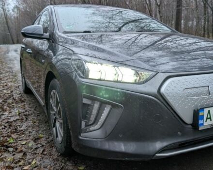 Сірий Хендай Ioniq, об'ємом двигуна 0 л та пробігом 53 тис. км за 15000 $, фото 11 на Automoto.ua