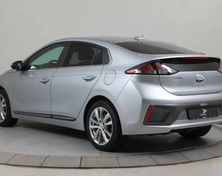 Серый Хендай Ioniq, объемом двигателя 0 л и пробегом 31 тыс. км за 16200 $, фото 2 на Automoto.ua