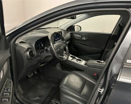 Серый Хендай Ioniq, объемом двигателя 0 л и пробегом 48 тыс. км за 22500 $, фото 5 на Automoto.ua