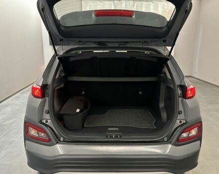 Серый Хендай Ioniq, объемом двигателя 0 л и пробегом 39 тыс. км за 16700 $, фото 6 на Automoto.ua
