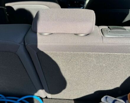 Серый Хендай Ioniq, объемом двигателя 0 л и пробегом 132 тыс. км за 13000 $, фото 2 на Automoto.ua