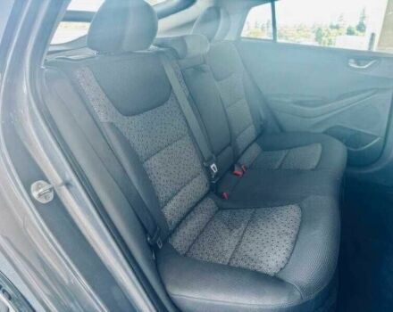 Сірий Хендай Ioniq, об'ємом двигуна 1.6 л та пробігом 88 тис. км за 3800 $, фото 13 на Automoto.ua