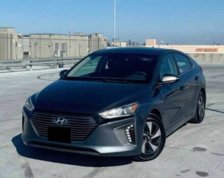 Сірий Хендай Ioniq, об'ємом двигуна 1.6 л та пробігом 88 тис. км за 3800 $, фото 2 на Automoto.ua