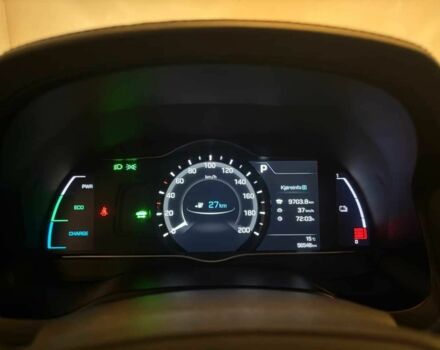 Сірий Хендай Ioniq, об'ємом двигуна 0 л та пробігом 56 тис. км за 12900 $, фото 9 на Automoto.ua