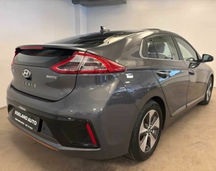 Сірий Хендай Ioniq, об'ємом двигуна 0 л та пробігом 56 тис. км за 12900 $, фото 3 на Automoto.ua