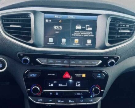 Сірий Хендай Ioniq, об'ємом двигуна 1.6 л та пробігом 88 тис. км за 3800 $, фото 14 на Automoto.ua