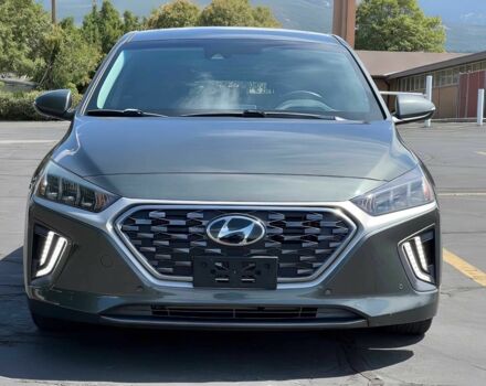 Серый Хендай Ioniq, объемом двигателя 1.6 л и пробегом 34 тыс. км за 4300 $, фото 1 на Automoto.ua