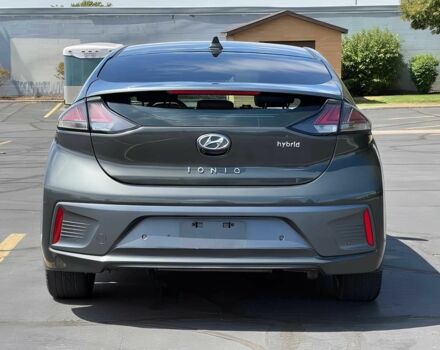 Серый Хендай Ioniq, объемом двигателя 1.6 л и пробегом 34 тыс. км за 4300 $, фото 5 на Automoto.ua