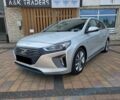 Серый Хендай Ioniq, объемом двигателя 1.6 л и пробегом 29 тыс. км за 8700 $, фото 1 на Automoto.ua