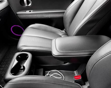 Серый Хендай Ioniq, объемом двигателя 0 л и пробегом 43 тыс. км за 28900 $, фото 12 на Automoto.ua