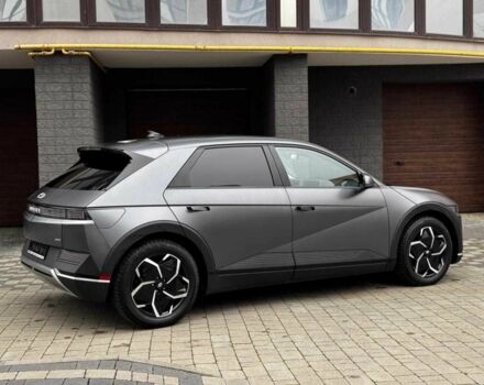 Серый Хендай Ioniq, объемом двигателя 0 л и пробегом 43 тыс. км за 28900 $, фото 4 на Automoto.ua