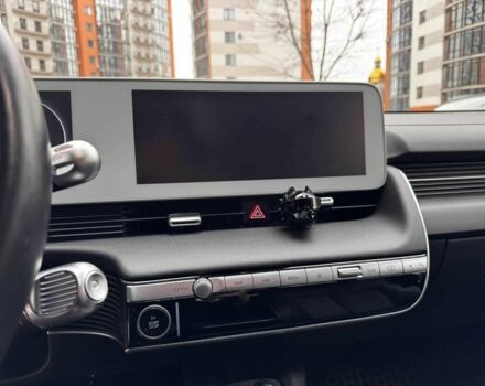Серый Хендай Ioniq, объемом двигателя 0 л и пробегом 43 тыс. км за 28900 $, фото 13 на Automoto.ua