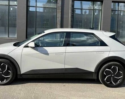 Серый Хендай Ioniq, объемом двигателя 0 л и пробегом 23 тыс. км за 15500 $, фото 3 на Automoto.ua