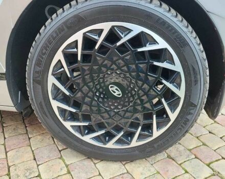 Серый Хендай Ioniq, объемом двигателя 0 л и пробегом 31 тыс. км за 27500 $, фото 10 на Automoto.ua