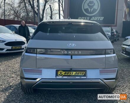 Серый Хендай Ioniq, объемом двигателя 77 л и пробегом 13 тыс. км за 31000 $, фото 4 на Automoto.ua