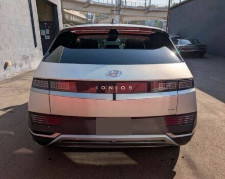 Серый Хендай Ioniq, объемом двигателя 0 л и пробегом 14 тыс. км за 8000 $, фото 5 на Automoto.ua