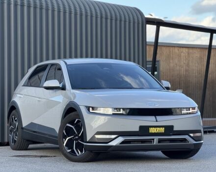 Серый Хендай Ioniq, объемом двигателя 0 л и пробегом 2 тыс. км за 26900 $, фото 3 на Automoto.ua