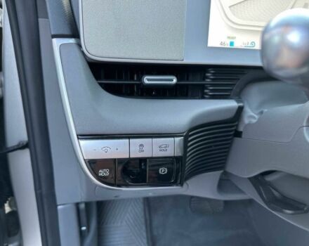 Серый Хендай Ioniq, объемом двигателя 0 л и пробегом 30 тыс. км за 12000 $, фото 9 на Automoto.ua