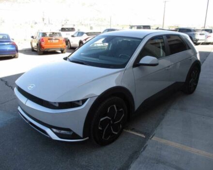 Серый Хендай Ioniq, объемом двигателя 0 л и пробегом 23 тыс. км за 15500 $, фото 2 на Automoto.ua